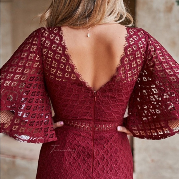 Reyna Dress in Red One Of A Kind Lace Midi Dress Size 2 - Picture 2 of 11